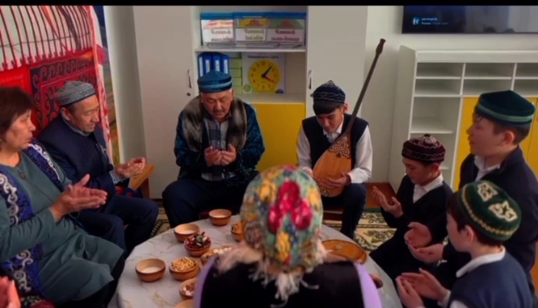 "Дәстүріміз жалғасқан" атты қазақтың ырым-жоралғылары