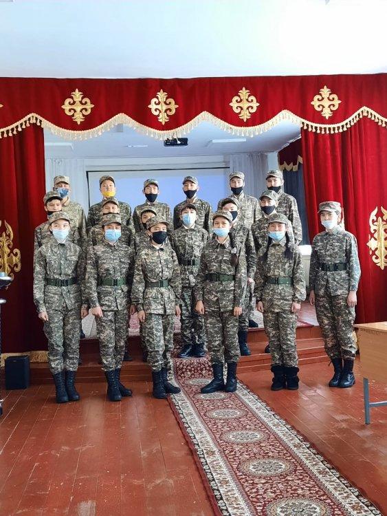 Начальника отдела обороны майор Саябаев М.М. провел профориентационную беседу.