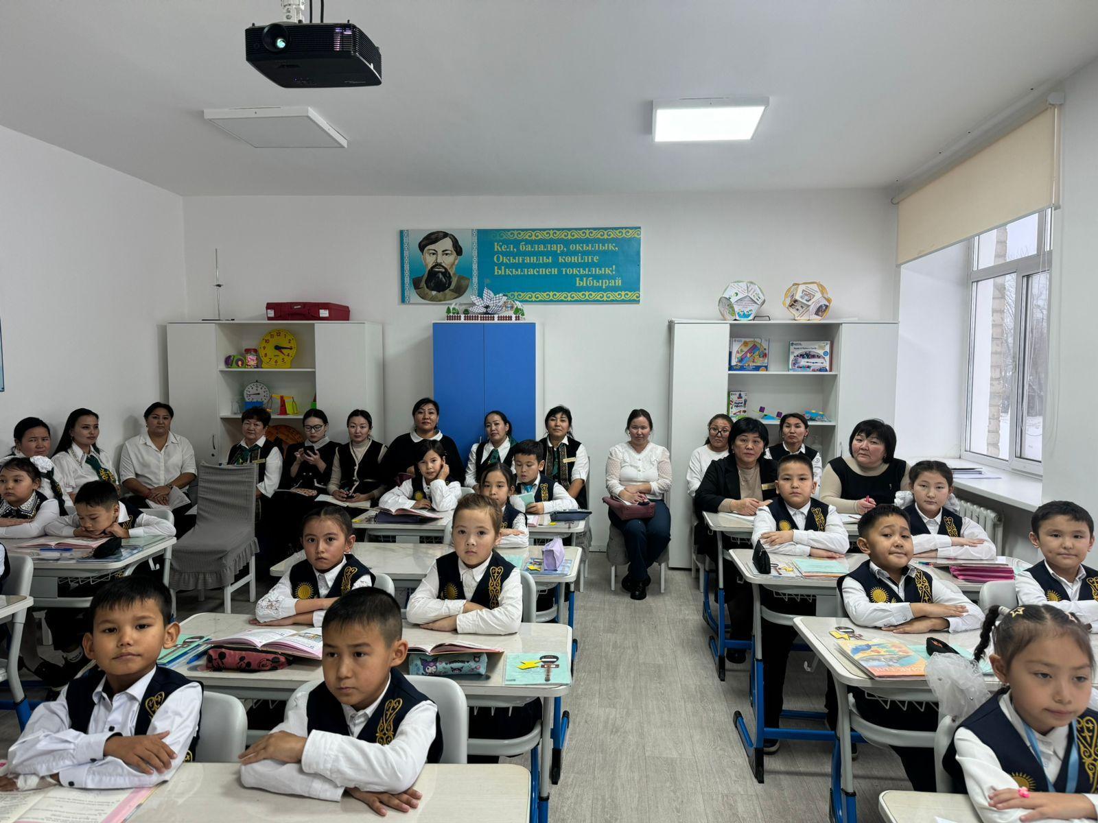 АПТАЛЫҚ АЯСЫНДА ТИІМДІ САБАҚ ӨТТІ