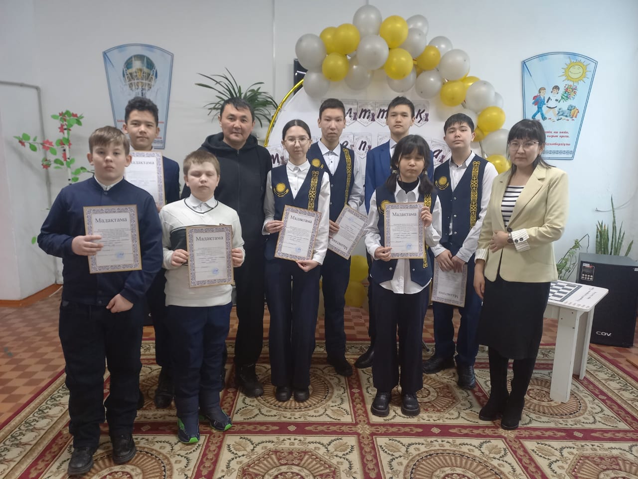 9-11 сынып  оқушылары арасында шахмат ойыны жарысының АУДАНДЫҚ кезеңі ұйымдастырылды.